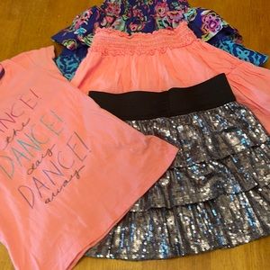 Bundle of 3 skirts and 1 t-shirt